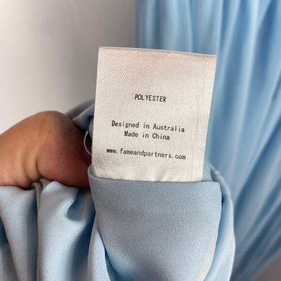 Fame and Partners Summer Angel Dress Size 10 Ice Blue Plunge‎ Slit Leg Gown Glam - Picture 10 of 12